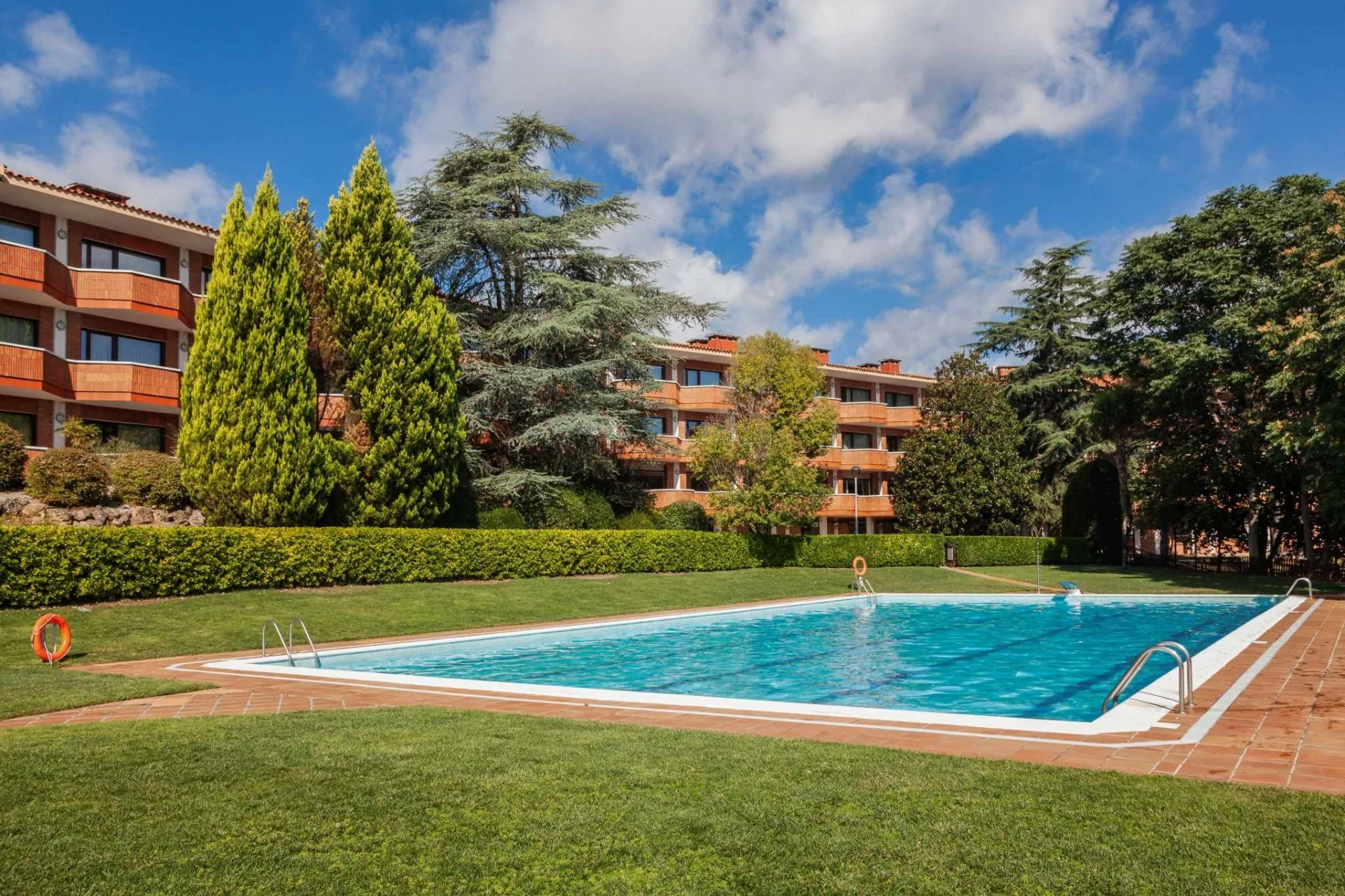 L’Hôtel Checkin Montserrat Monte en Catégorie 4 Étoiles | Checkin Hotels